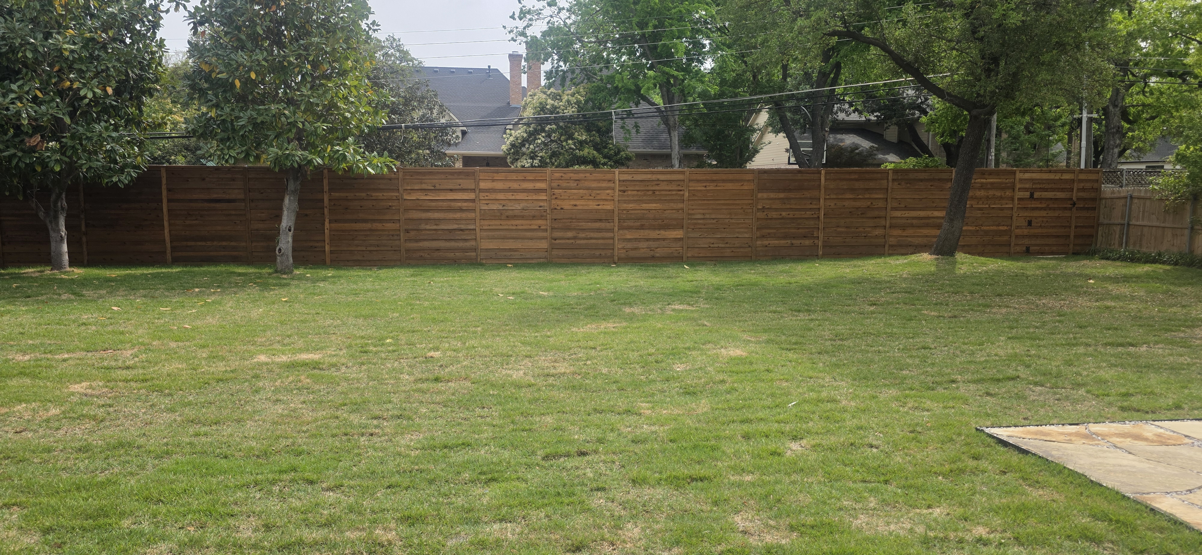 Custom fence installation in the DFW Metroplex by AB Fence Pros, featuring quality residential fencing, privacy fences, automatic gates, and professional outdoor improvements for homeowners in Dallas-Fort Worth, Texas.